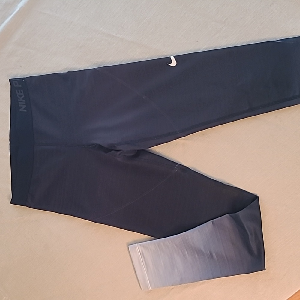 Nike pro hyperwarm pants